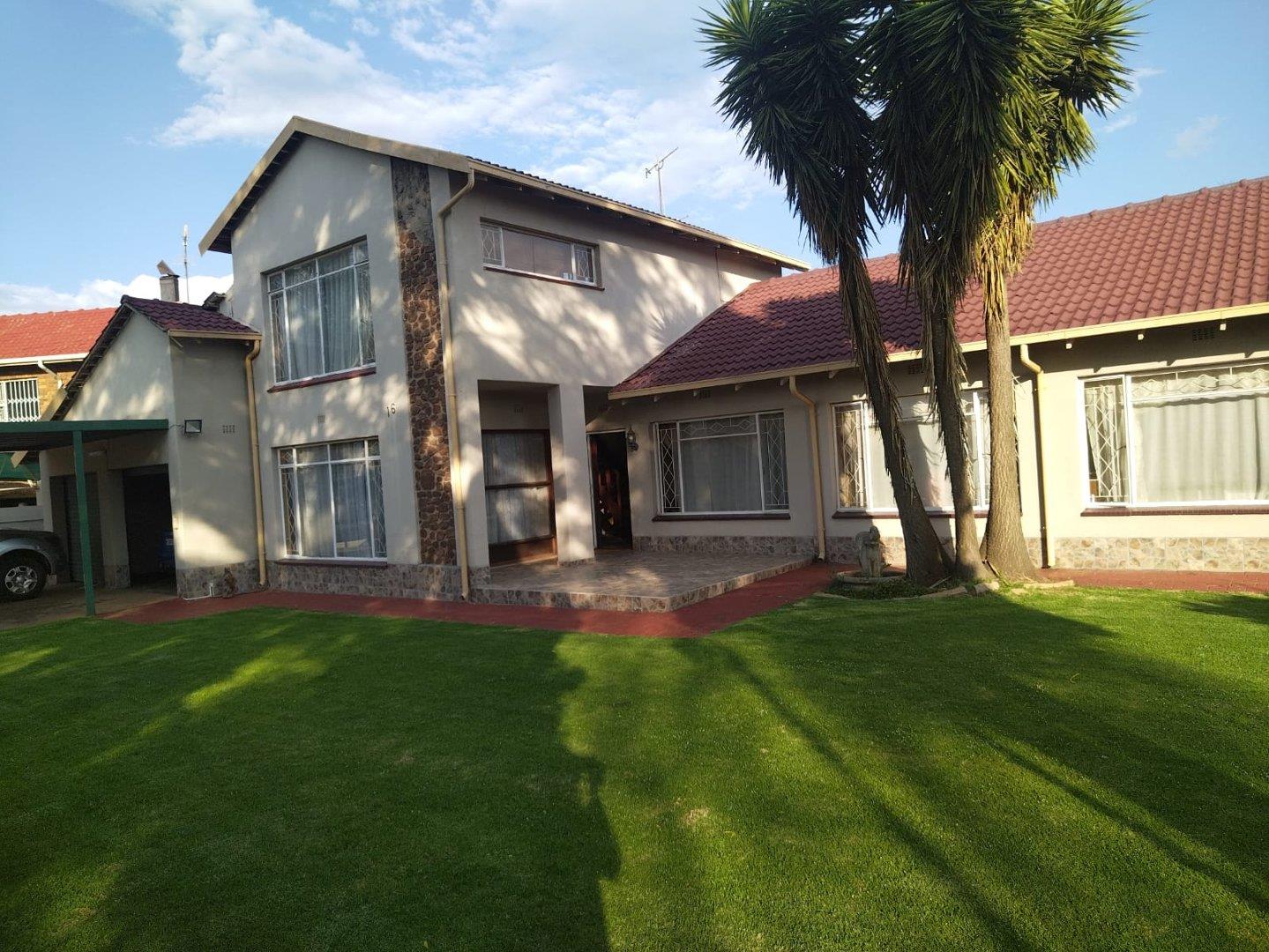 5 Bedroom House to rent in Birchleigh North P24114414081