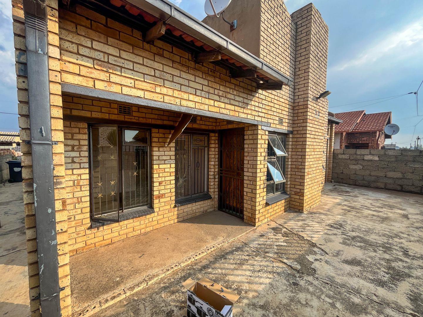 Jabulani, Soweto Property Houses to rent in Jabulani, Soweto