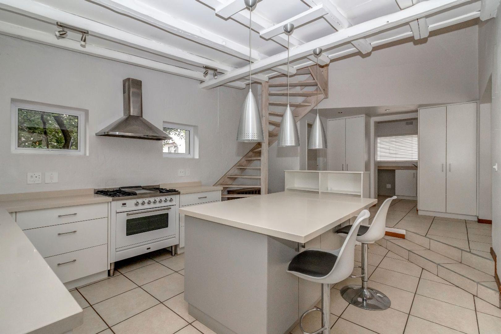 4 Bedroom House to rent in Douglasdale P24114415136