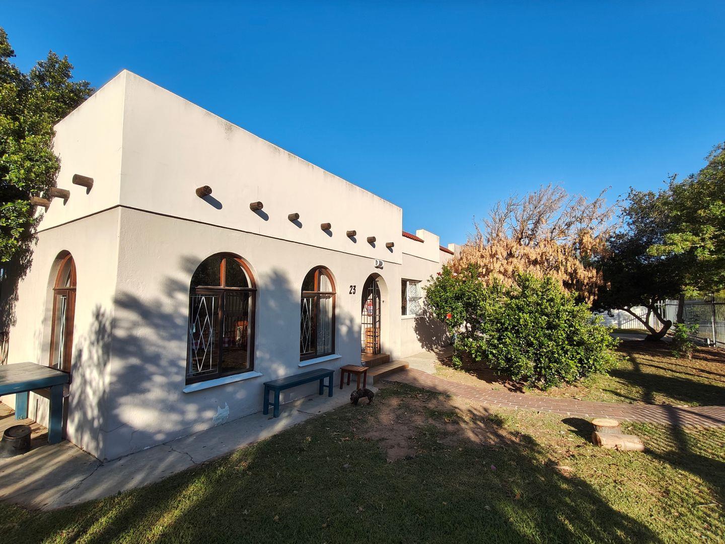 4 Bedroom House for sale in Wolseley P24114418219