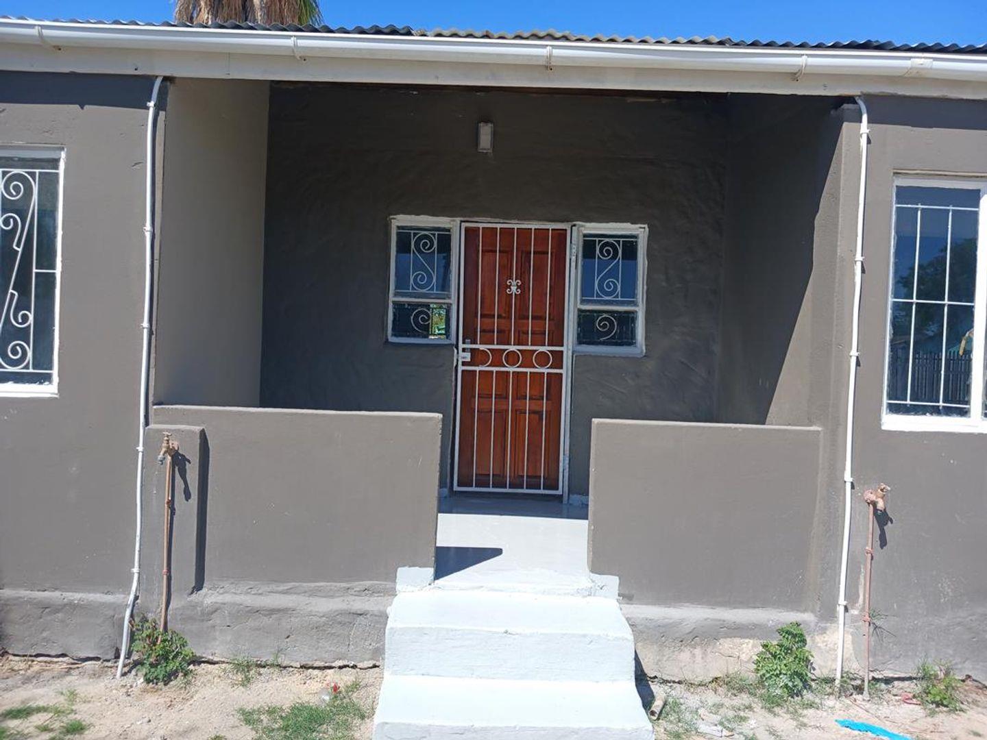 Property and houses to rent in Wellington Wellington Property