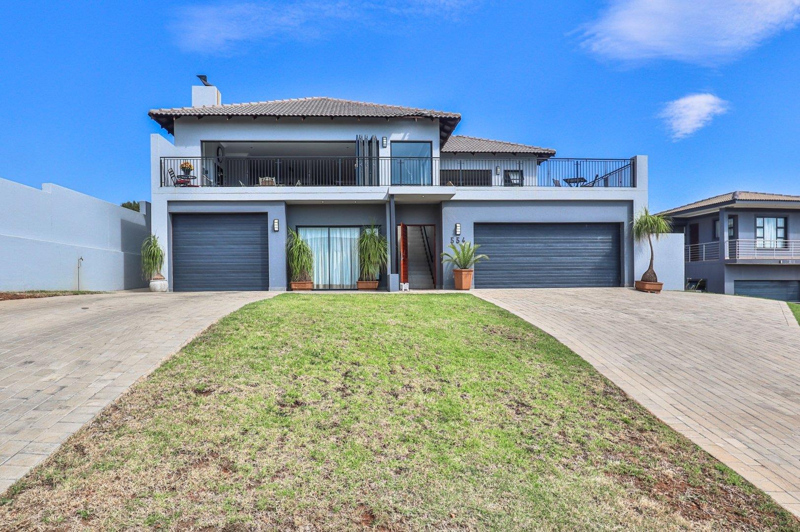 4 Bedroom House for sale in Xanadu 5814 Wild Olive Street P24114424349