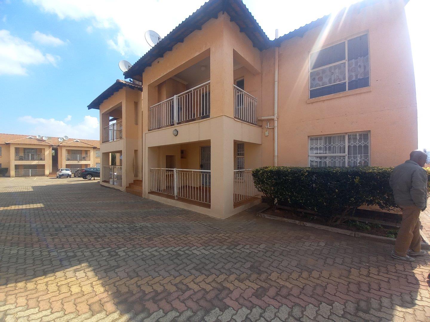 Rensburg Property Apartments / flats to rent in Rensburg