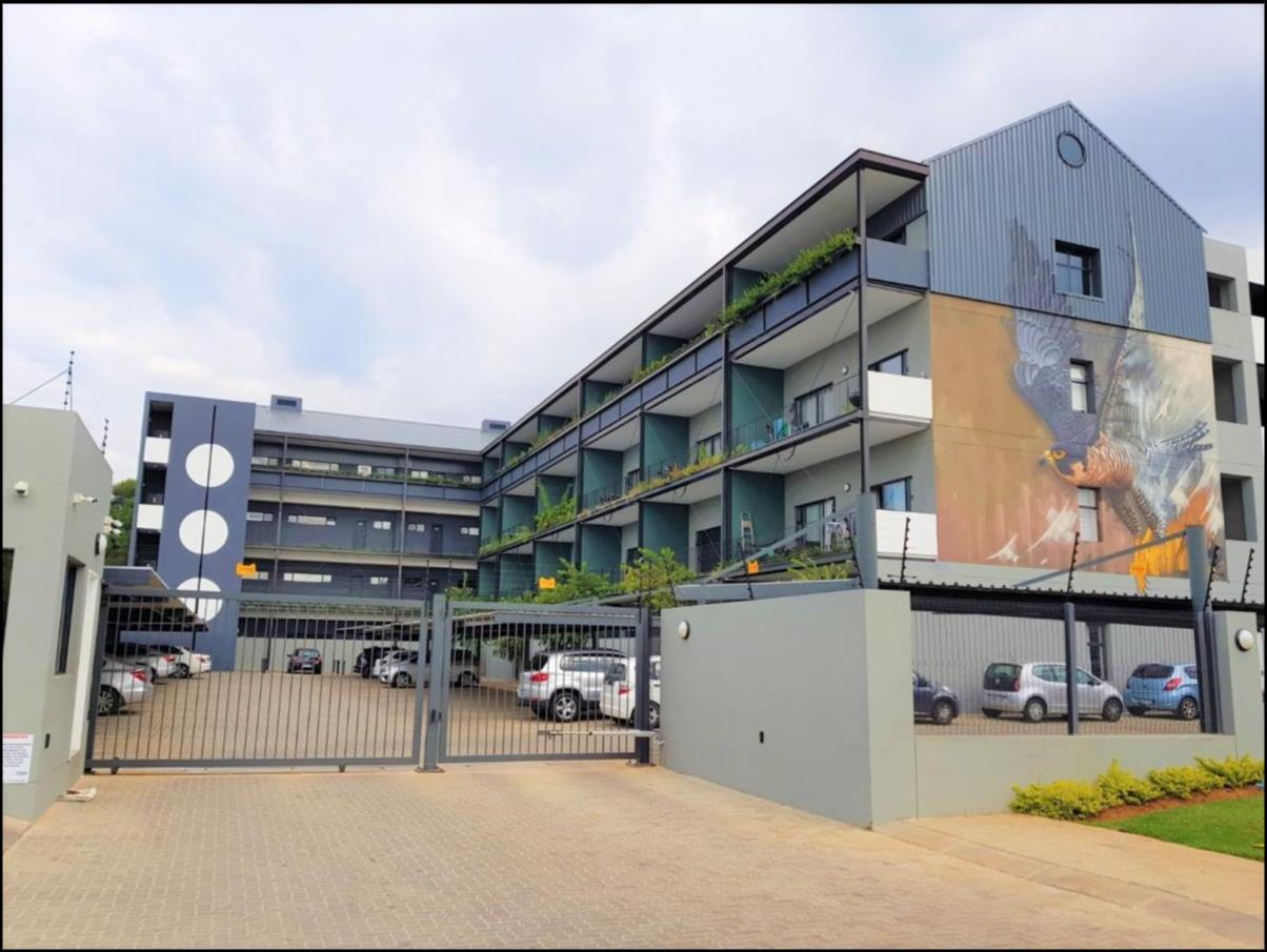 2 Bedroom Apartment / flat for sale in Linden 55 Malibongwe Dr P24