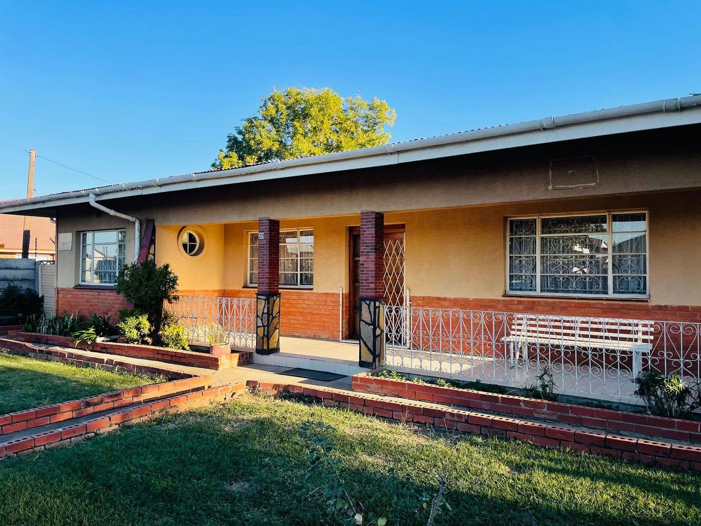 3 Bedroom House for sale in Leonardsville P24114431450