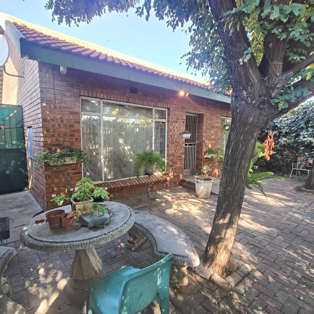 2 Bedroom Townhouse for sale in Virginia Central P24114431851