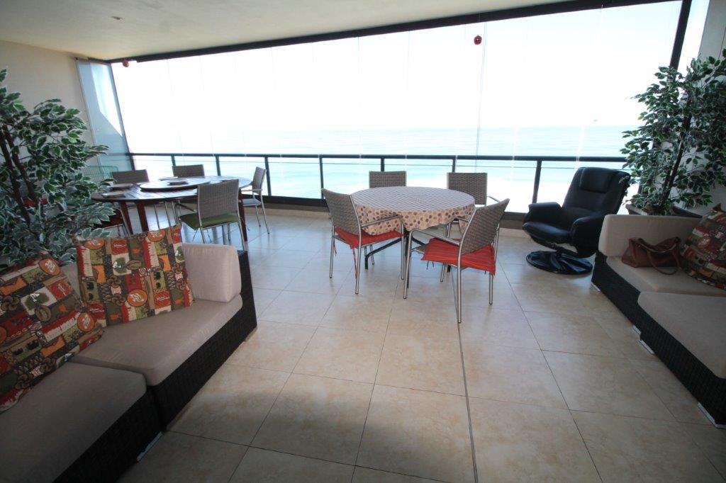 3 Bedroom Apartment / flat to rent in La Mercy P24115032745