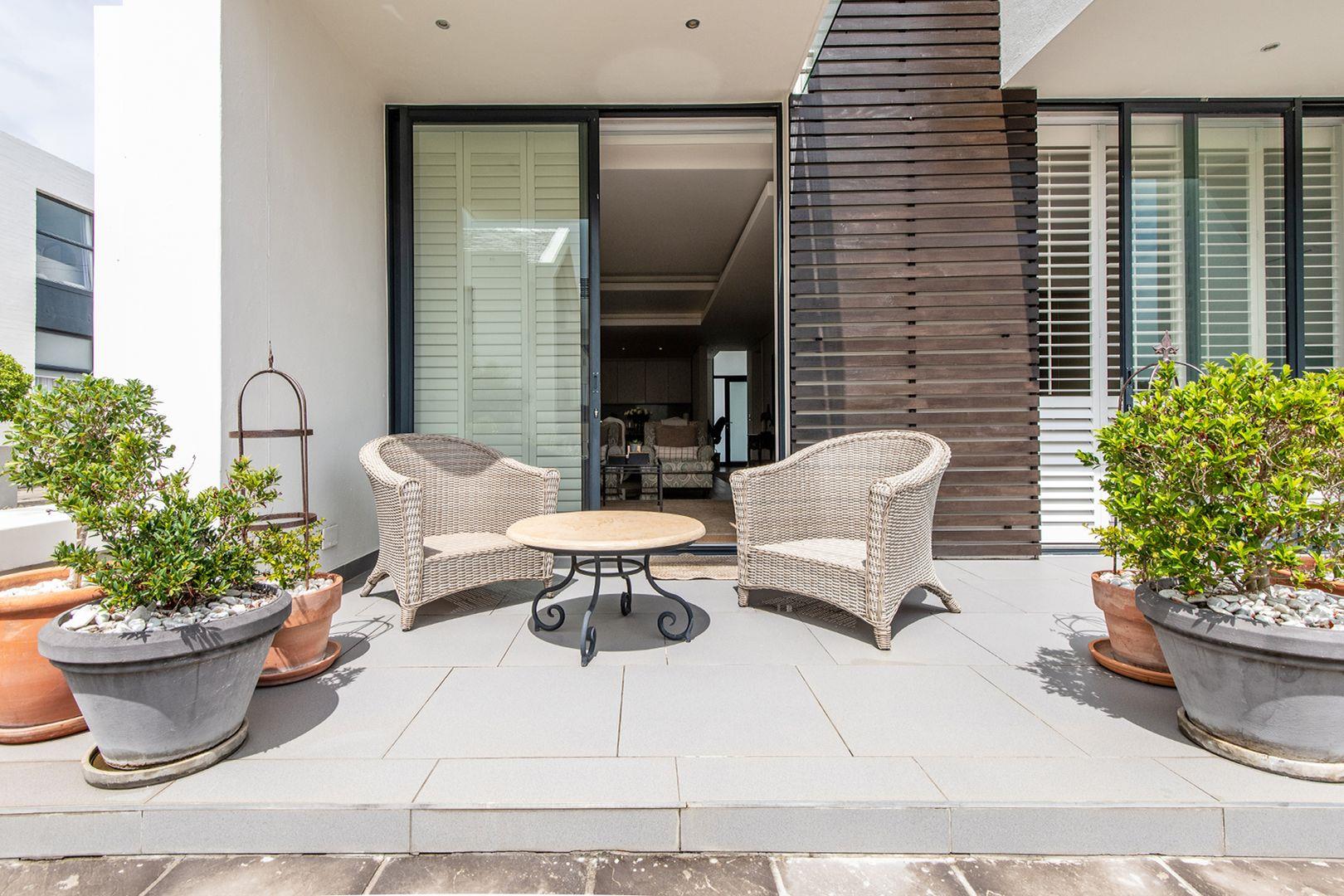 Val De Vie Estate Property Property and houses to rent in Val De Vie