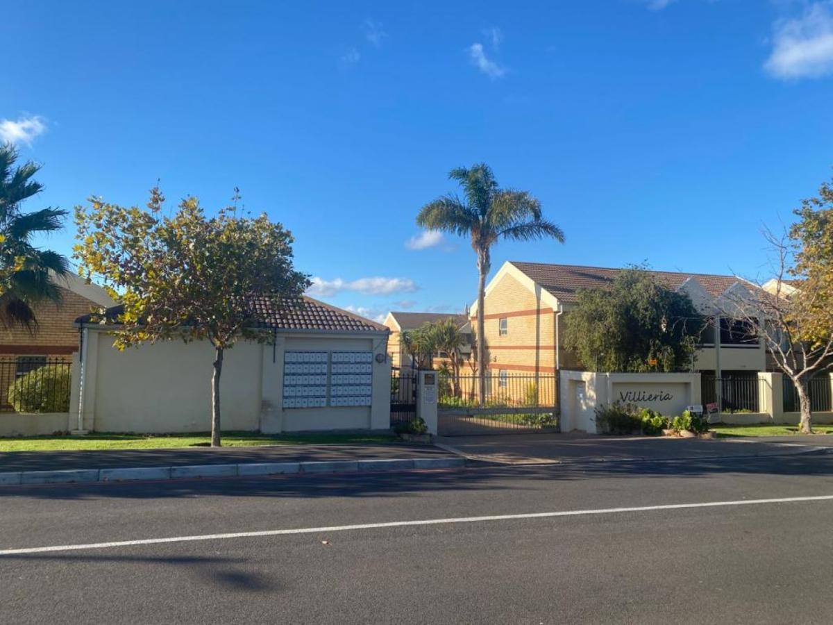 Apartments / flats to rent in Durbanville Durbanville Property