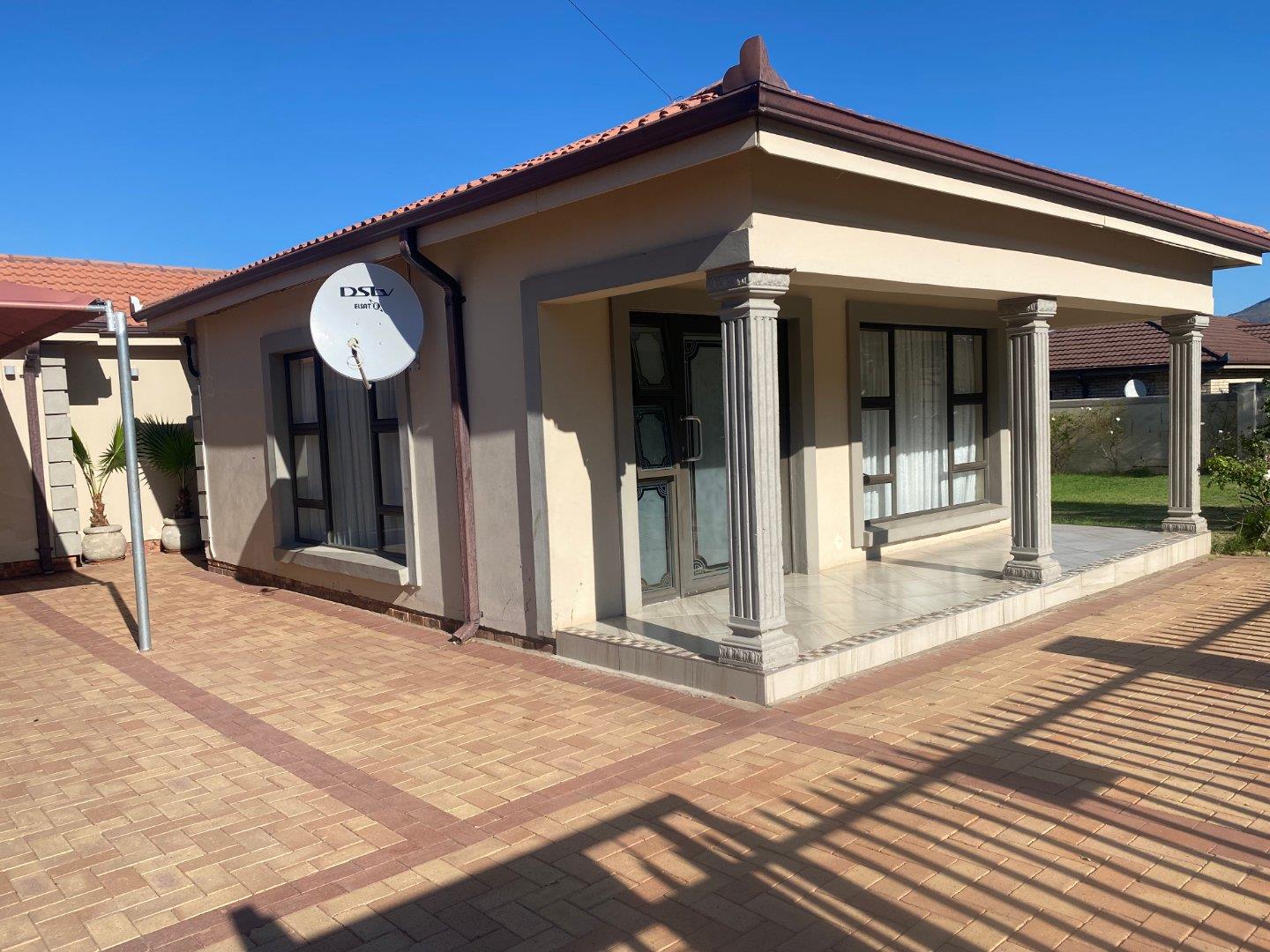 House for sale in Balmoral P24114436256