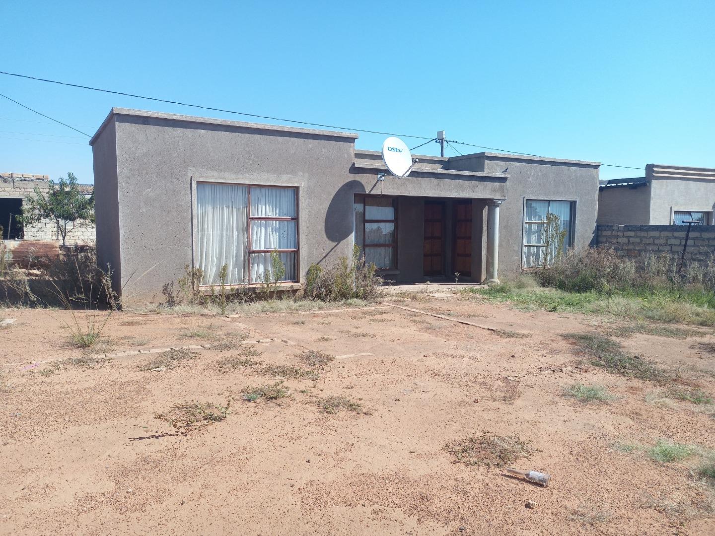 2 Bedroom House for sale in Kwamhlanga Rural P24114436267
