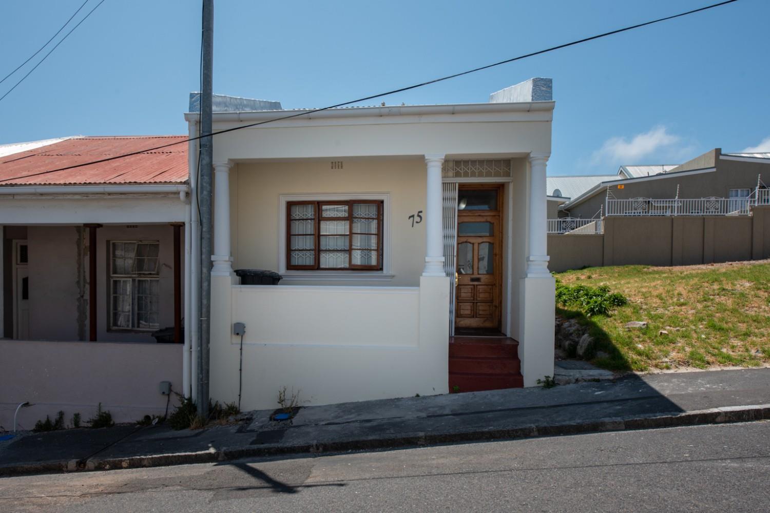 3 Bedroom House for sale in Walmer Estate P24114436415
