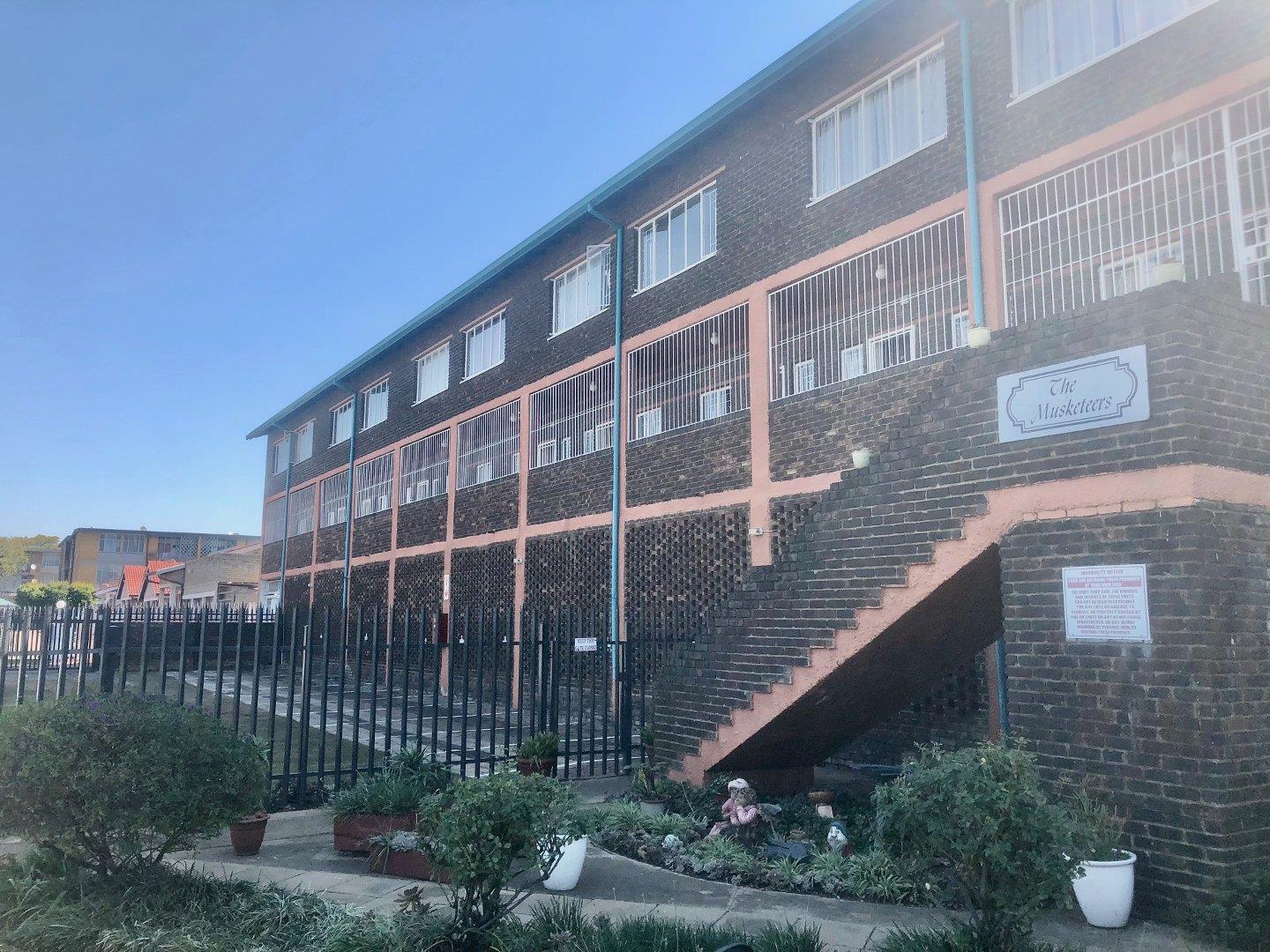 2 Bedroom Apartment / flat for sale in Randhart 24 Generaal Alberts