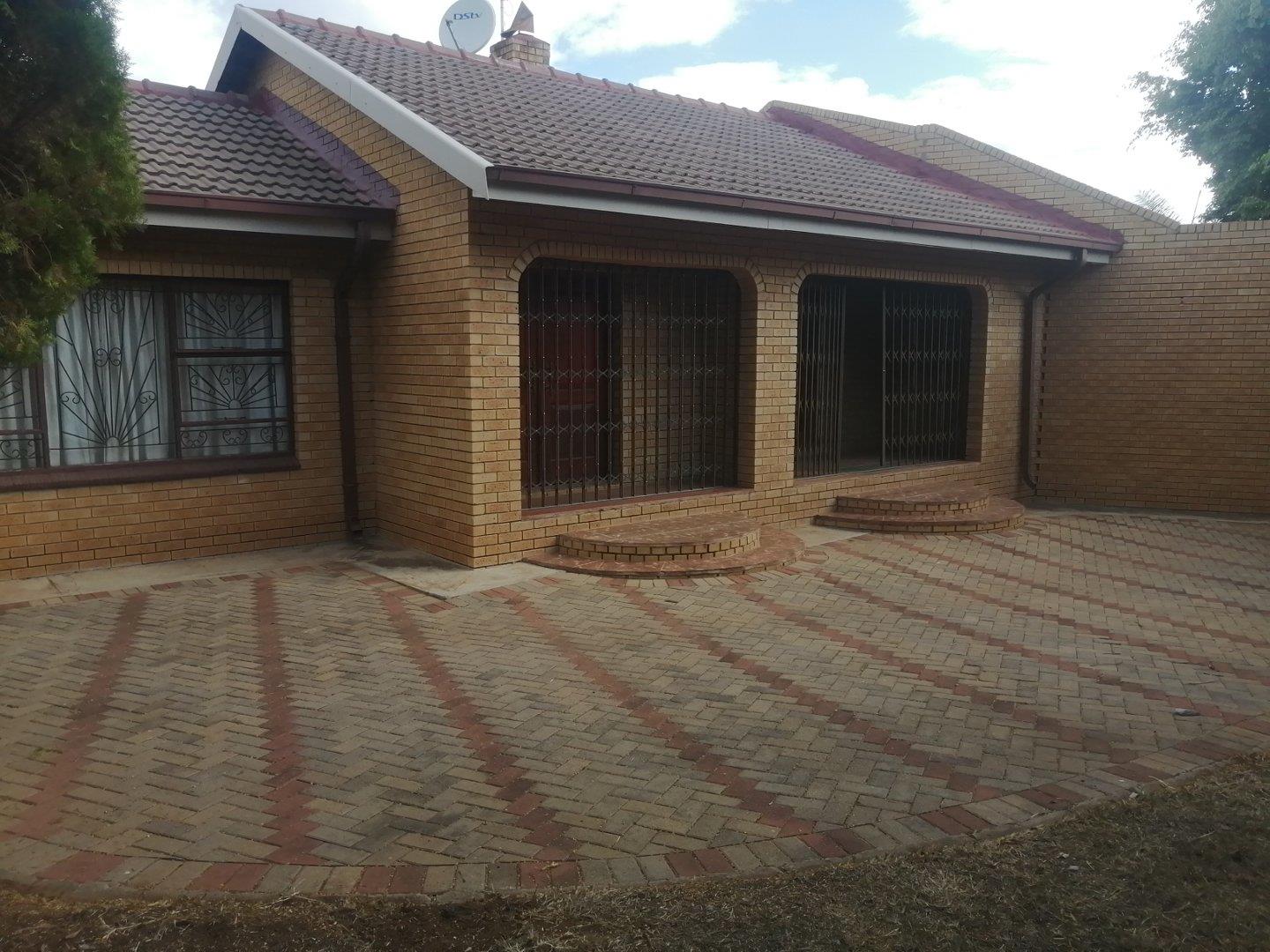 Flora Park, Polokwane Property Property and houses for sale in Flora