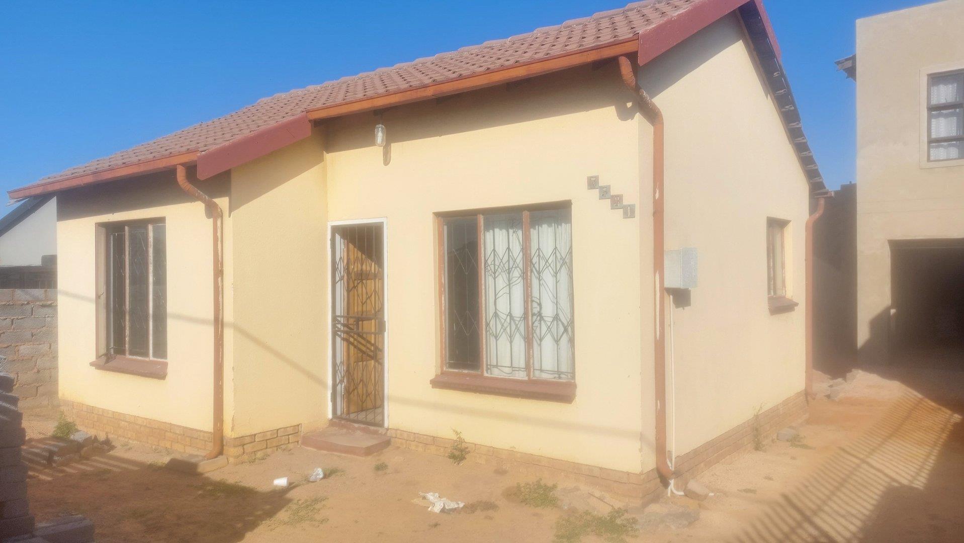 Roodekop Property Houses for sale in Roodekop