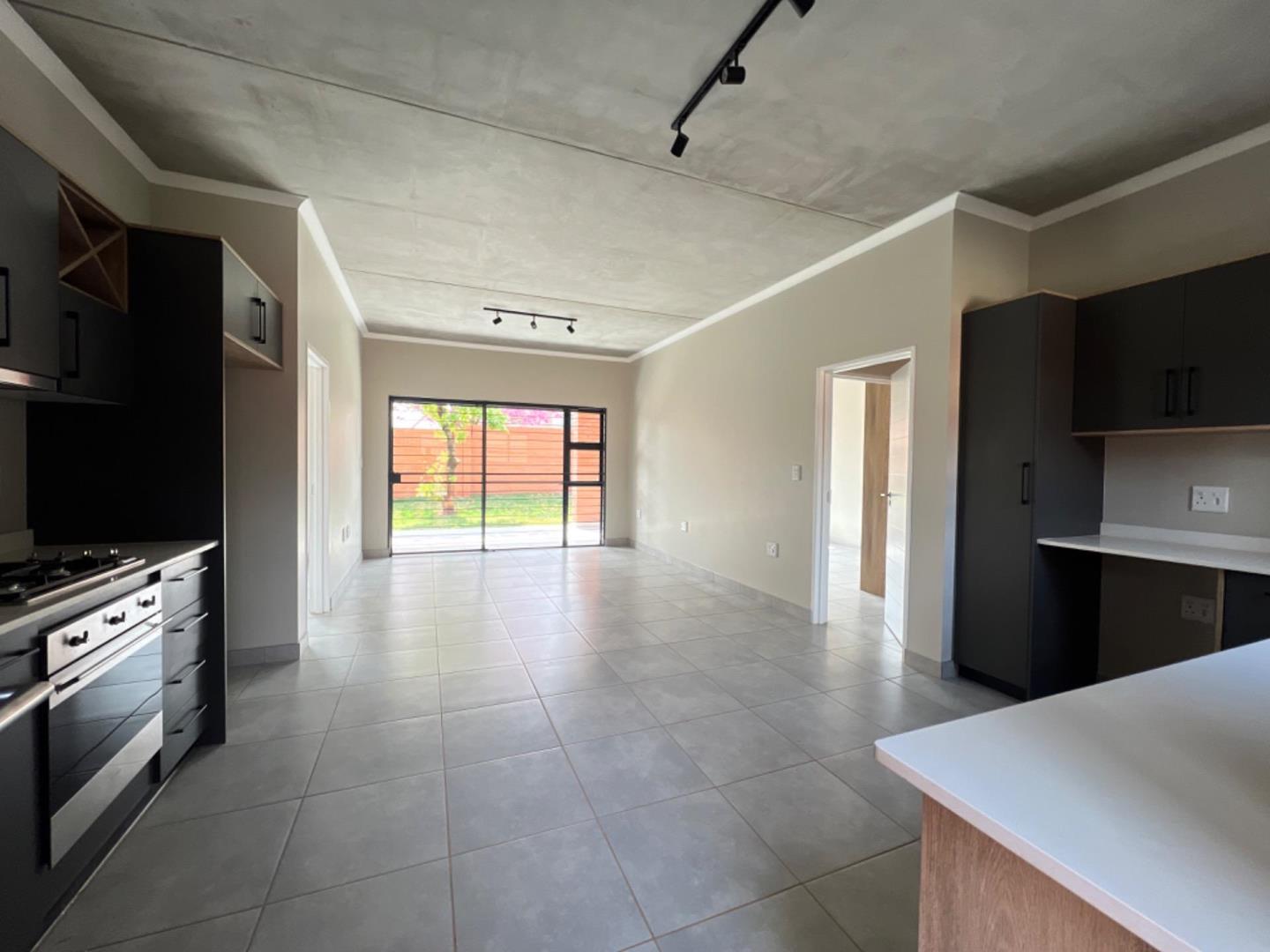 2 Bedroom Apartment / flat to rent in Olympus AH 2518 Midas Avenue