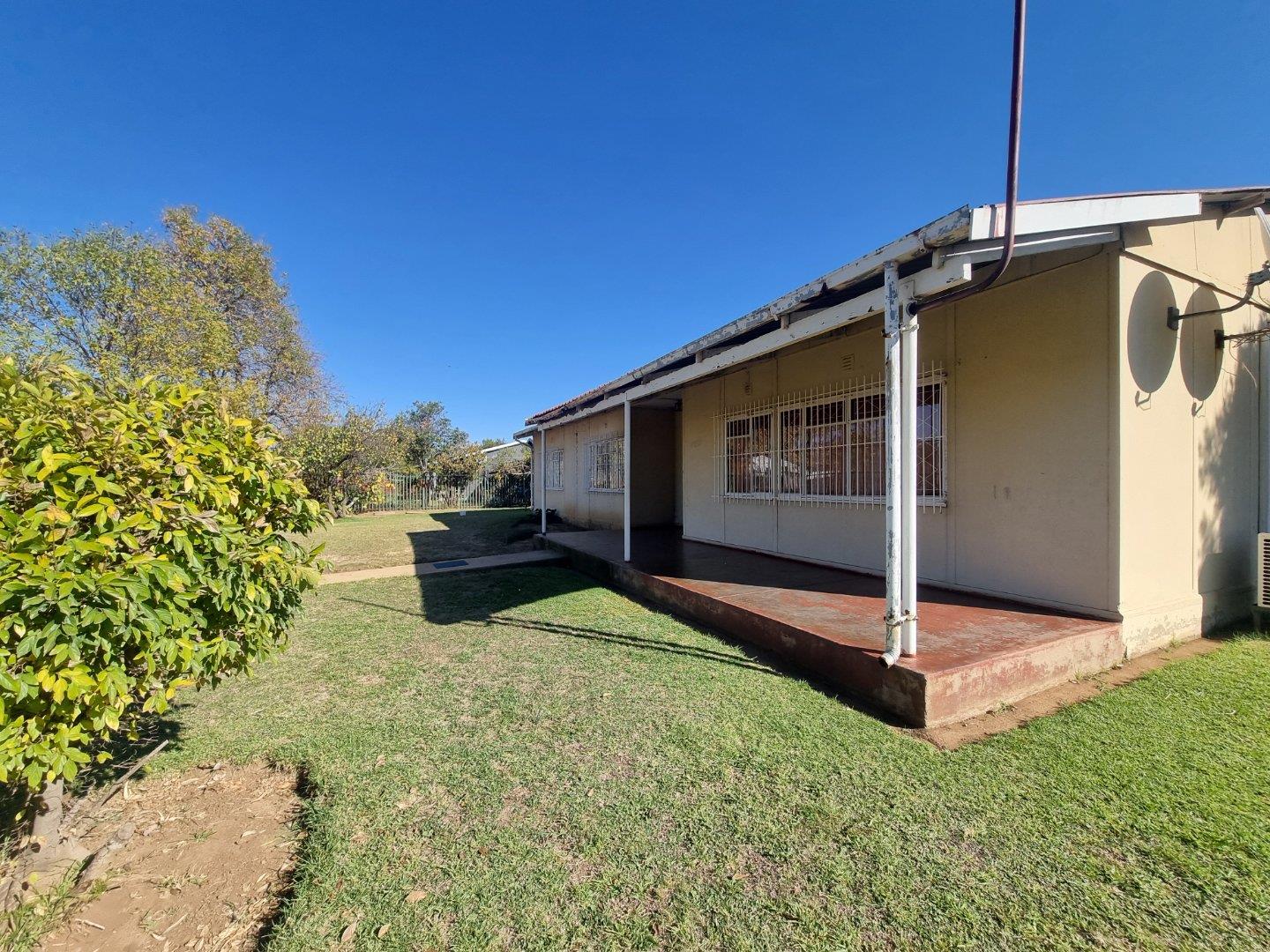 3 Bedroom House for sale in Grootvlei P24114443783