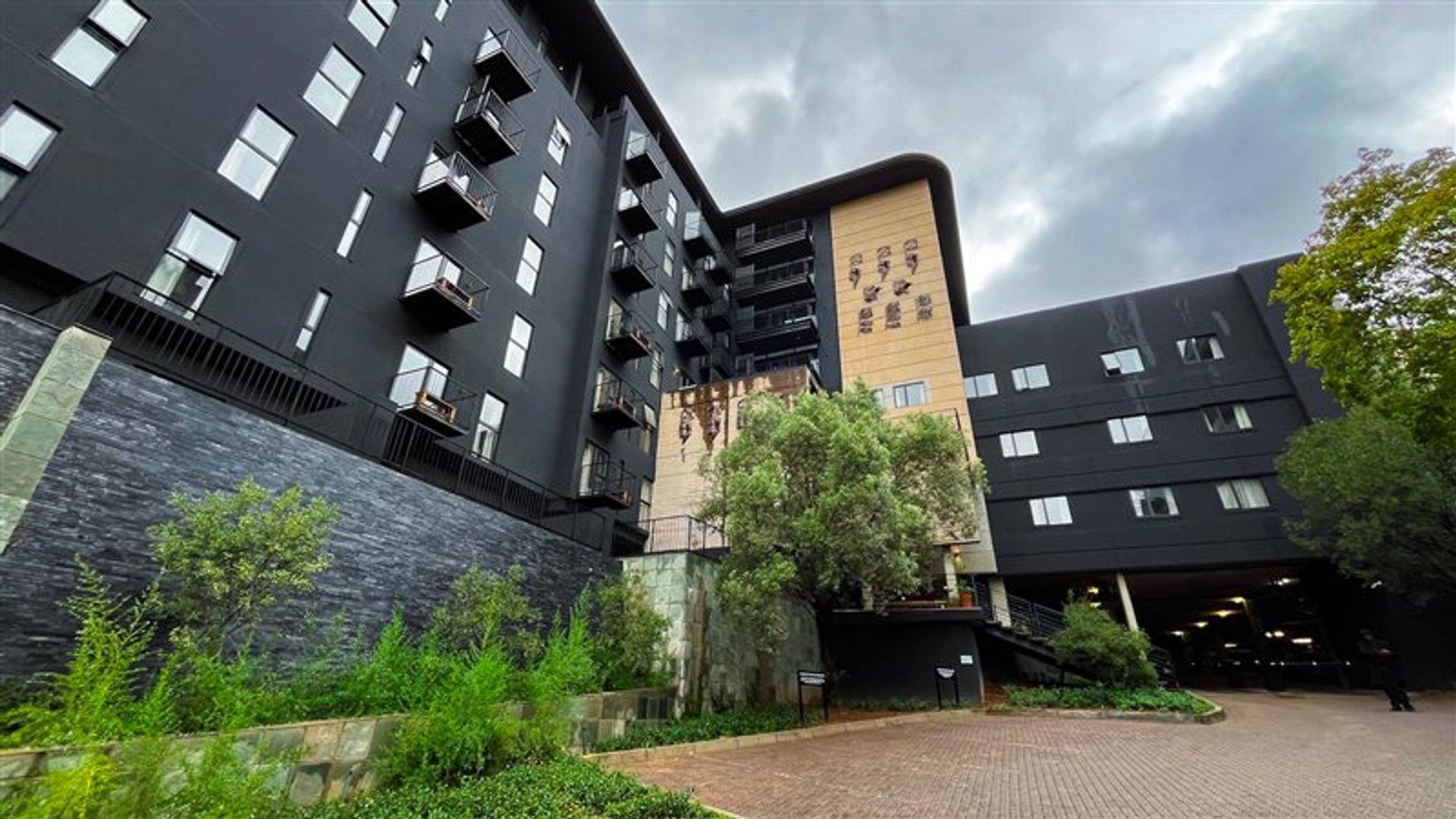 1 Bedroom Apartment / flat to rent in Sandton Central 4021 Blackbrick