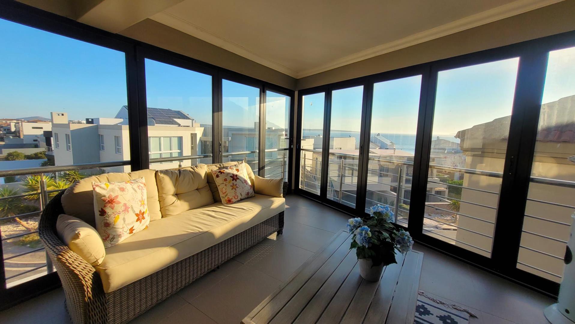 4 Bedroom House for sale in Calypso Beach 39 Tenos Drive P24114444989