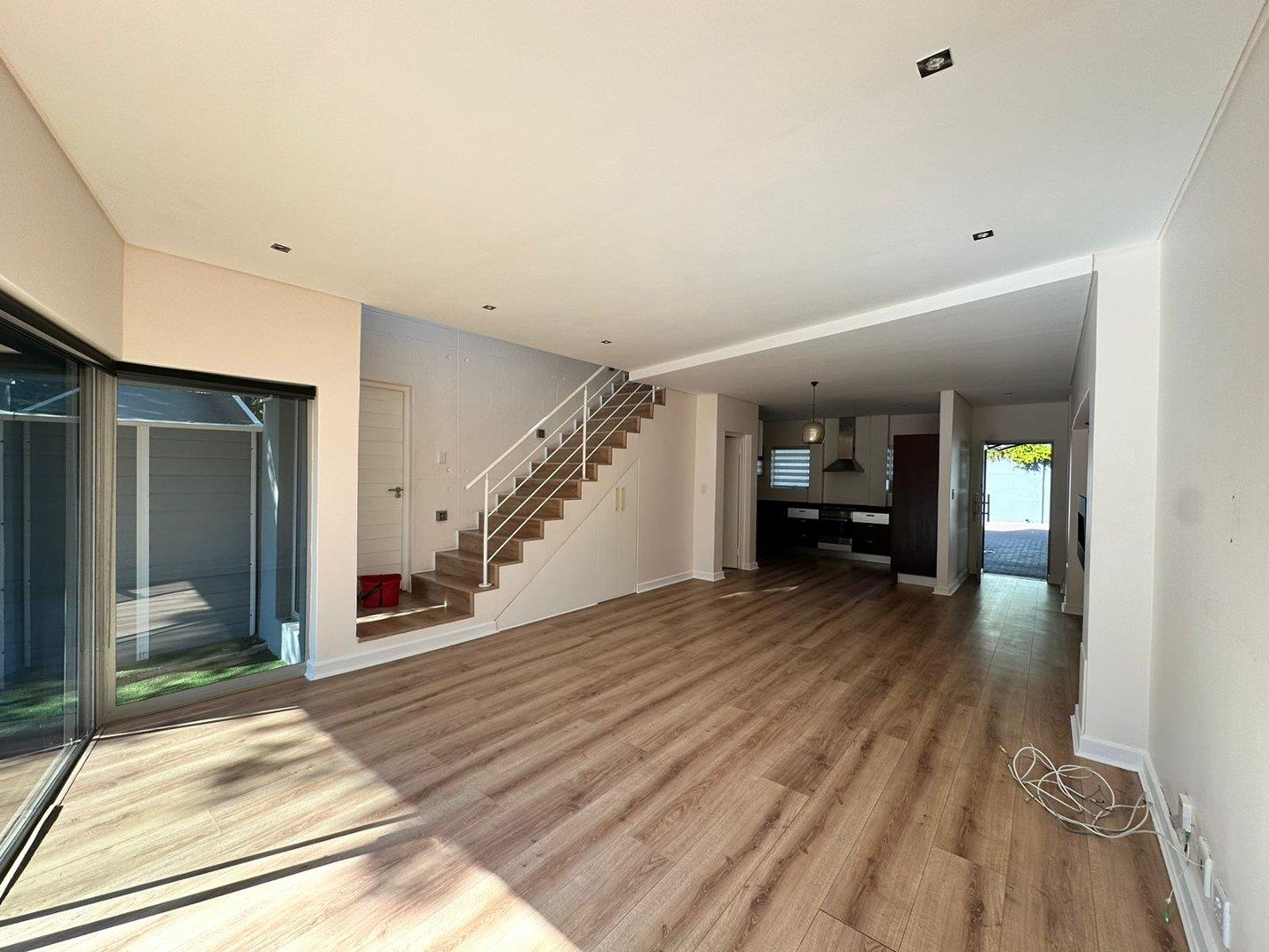 2 Bedroom Townhouse to rent in Melrose P24114444997