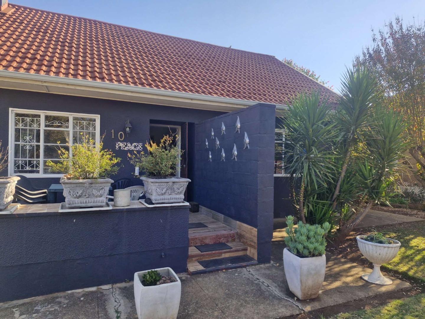 3 Bedroom House for sale in Westbourne 10 West Street P24114446049