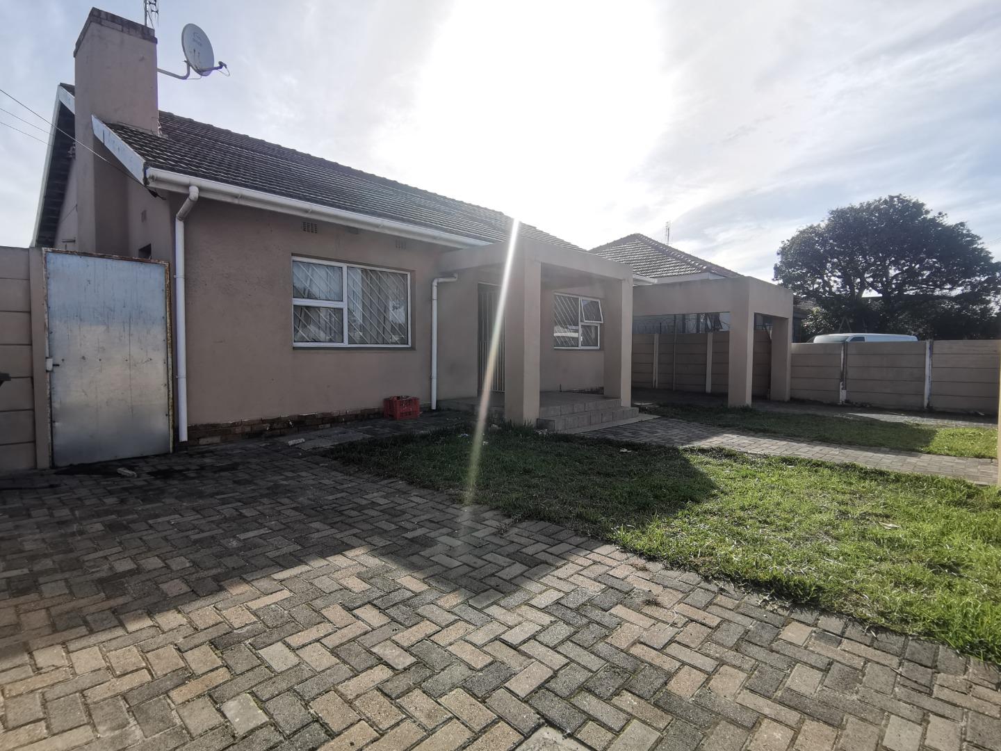 Cape Flats Property Houses for sale in Cape Flats