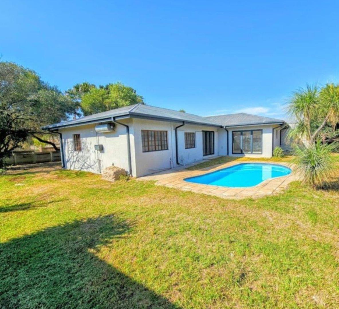 3 Bedroom House for sale in Mayville P24114446507