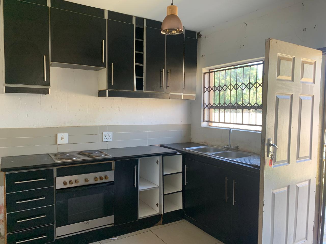 3 Bedroom House to rent in Sharon Park 15 Karel Roodt P24114447832