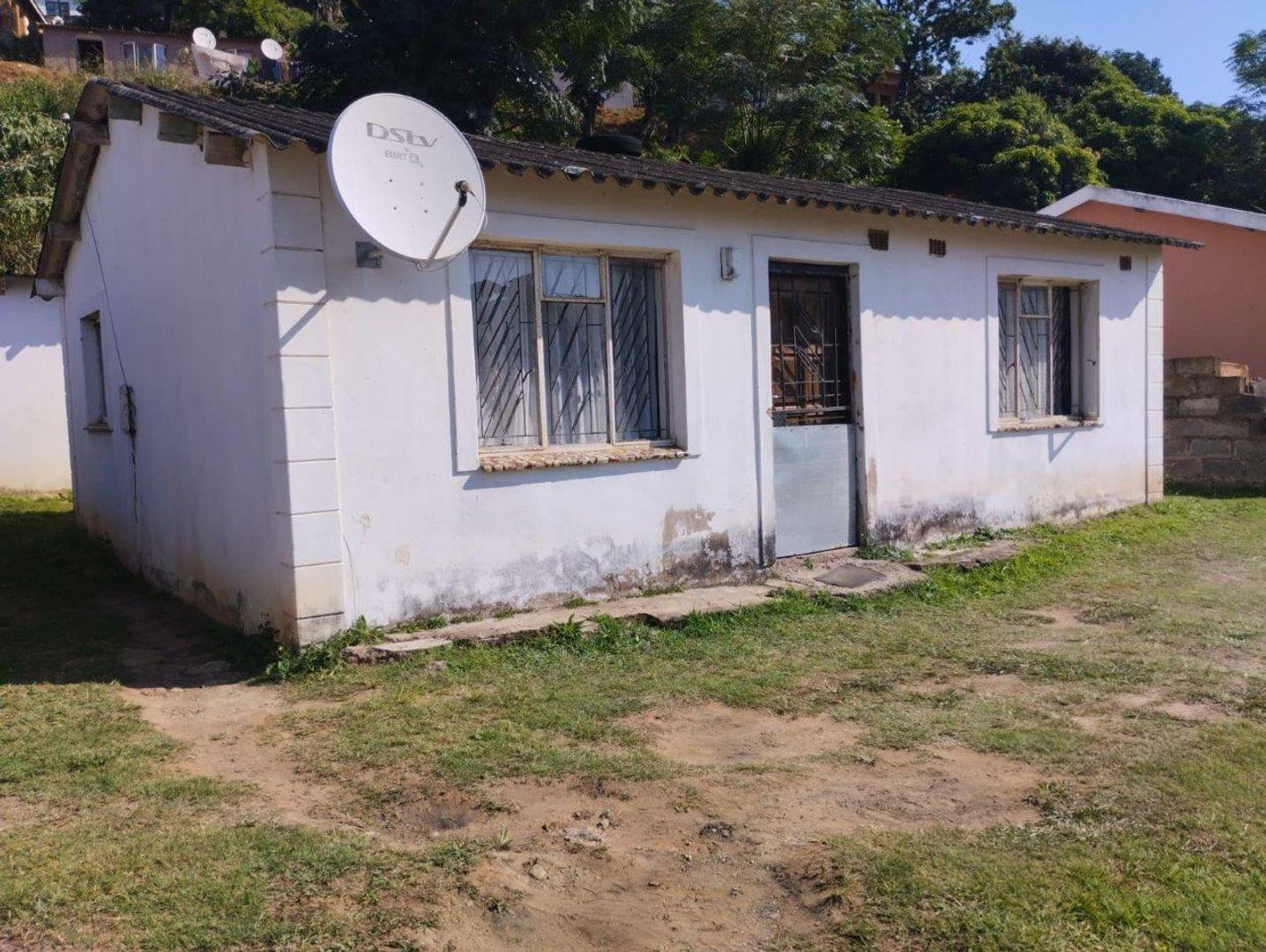 2 Bedroom House for sale in KwaDabeka A P24114448124