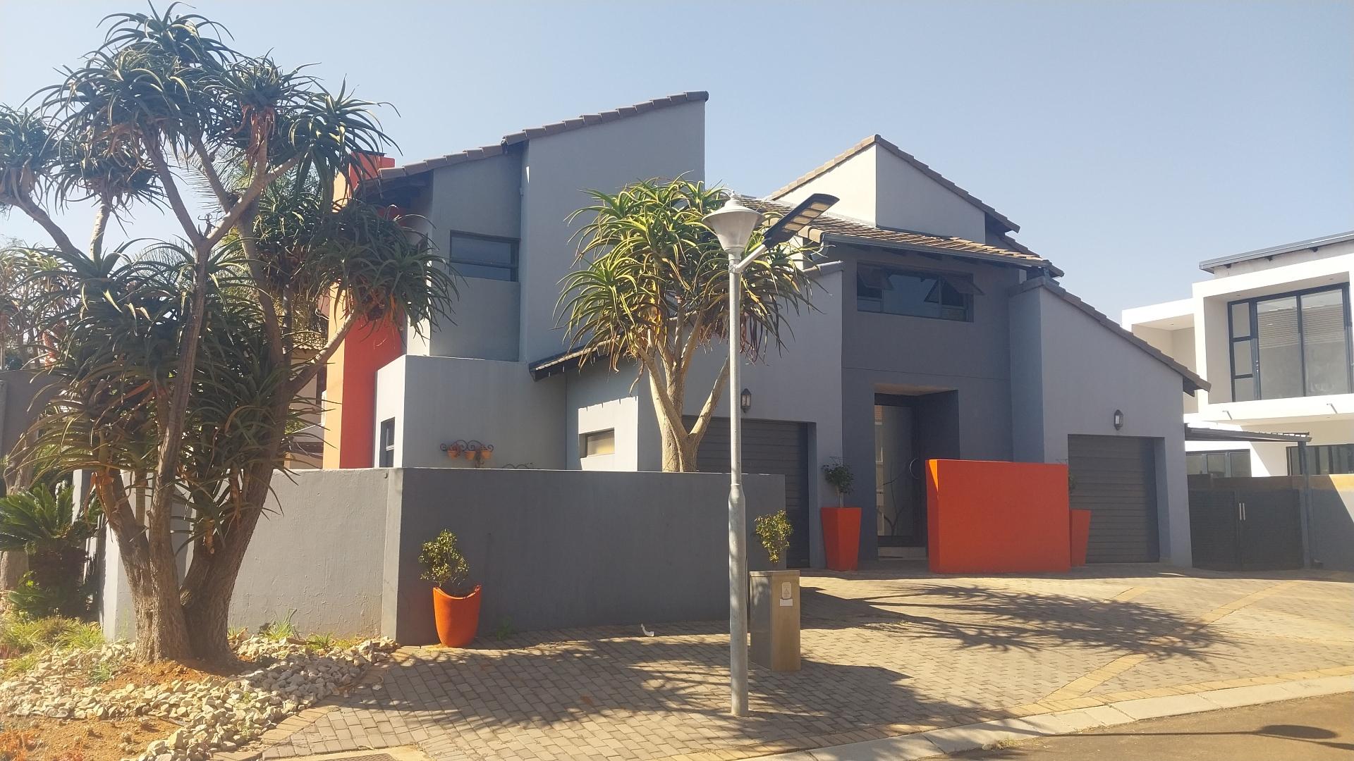 4 Bedroom House for sale in Pierre Van Ryneveld P24114448953