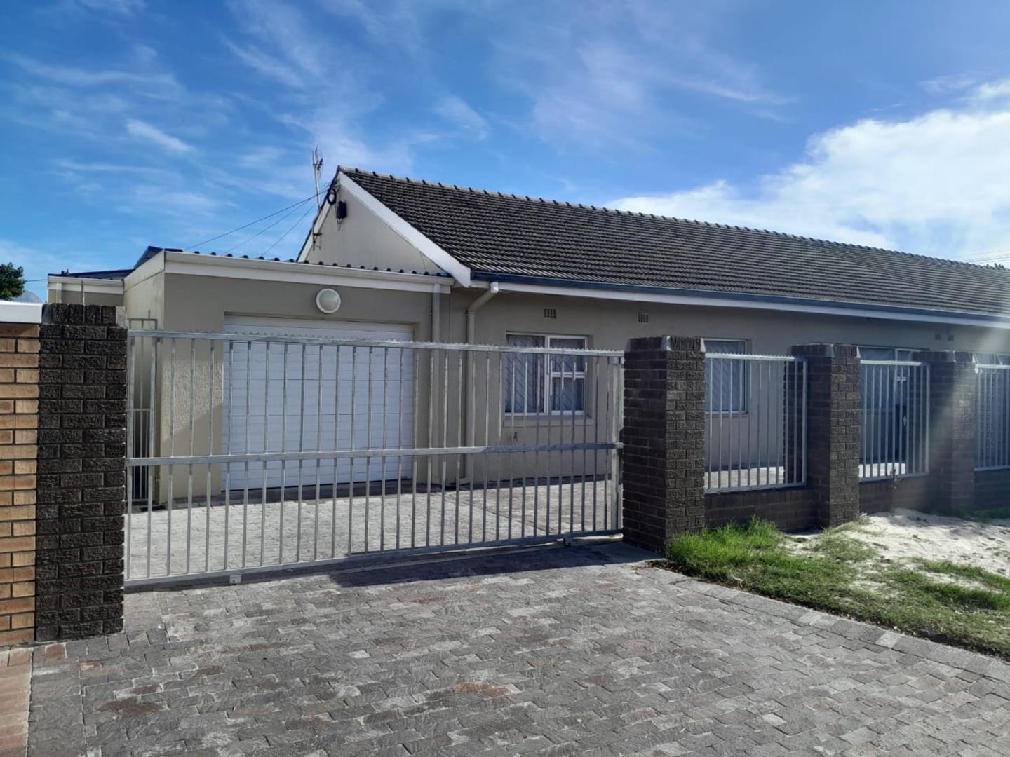 Rylands Property Property and houses to rent in Rylands