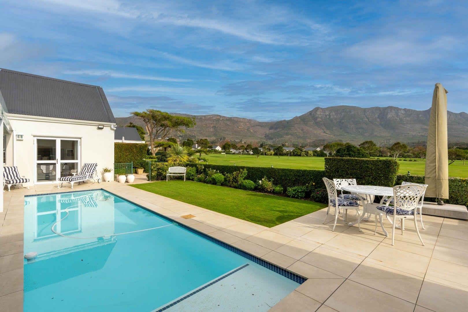 3 Bedroom House for sale in Steenberg Golf Estate P24114449002