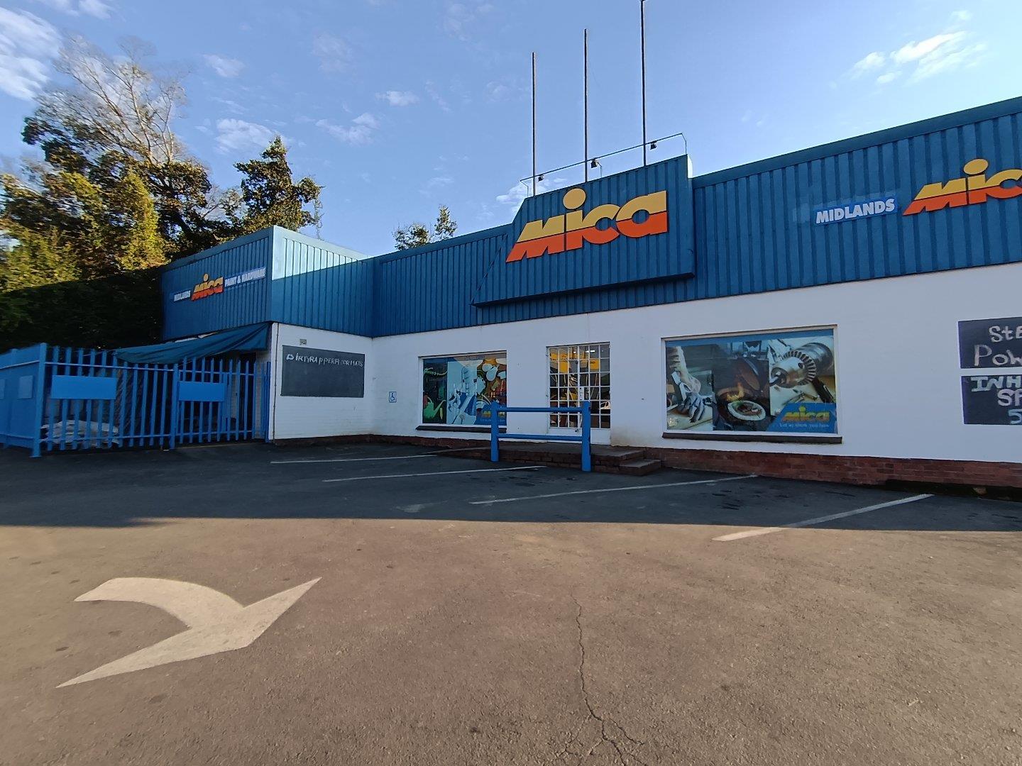 Commercial property for sale in Howick Central 42 Main Road P24