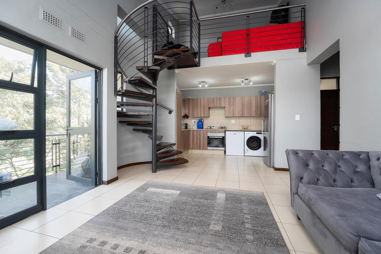 2 Bedroom House for sale in Jackal Creek Golf Estate P24114451359