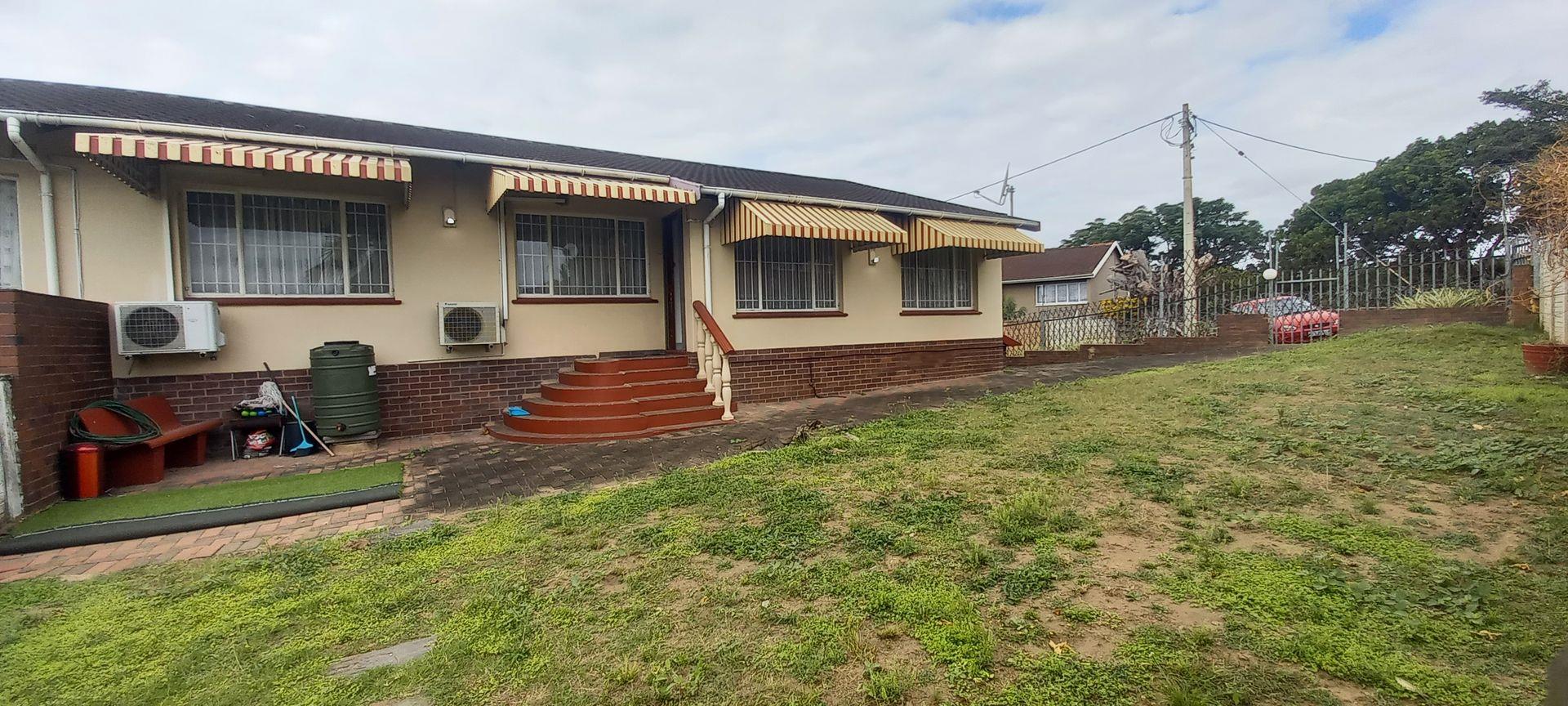 3 Bedroom Townhouse for sale in Malvern P24114451620