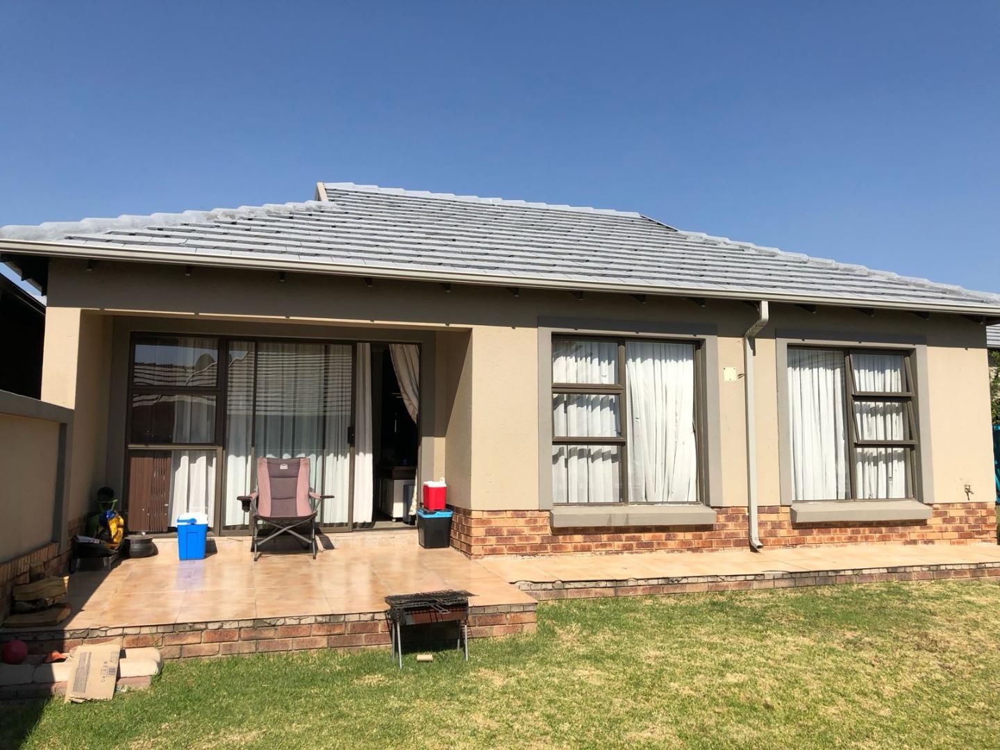 2 Bedroom Townhouse to rent in Valley View Estate 7 Ss Thalassa Manor