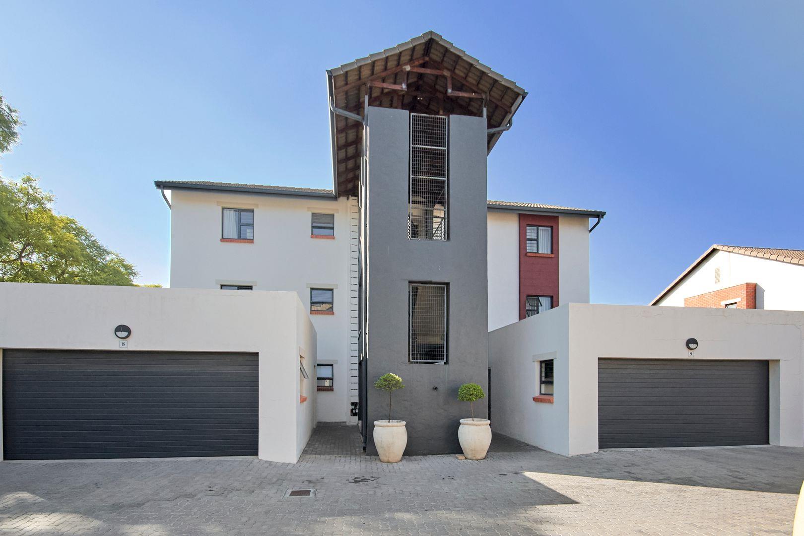 3 Bedroom Apartment / flat for sale in Kyalami P24114453269