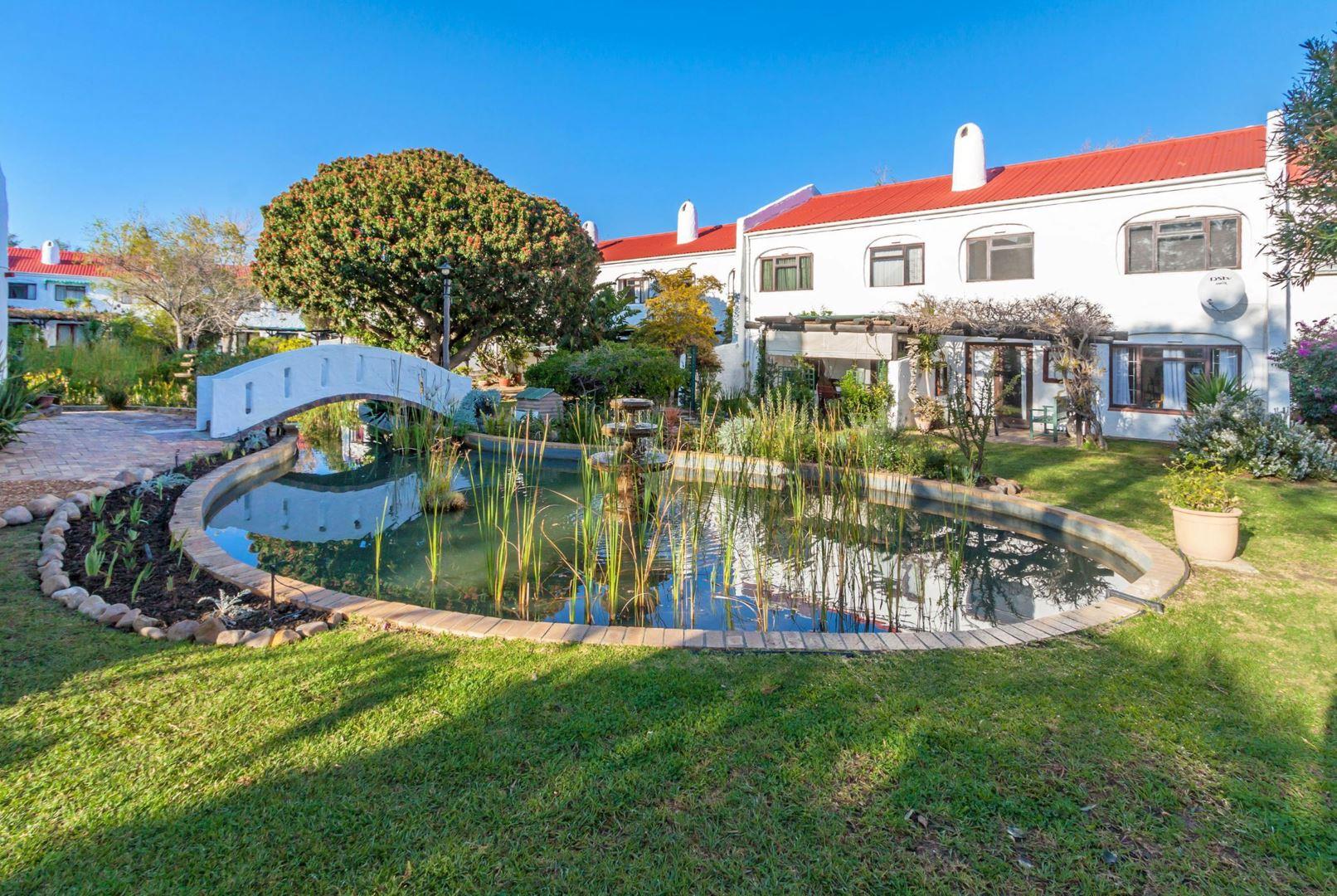 3 Bedroom Apartment / flat for sale in Somerset West Central P24