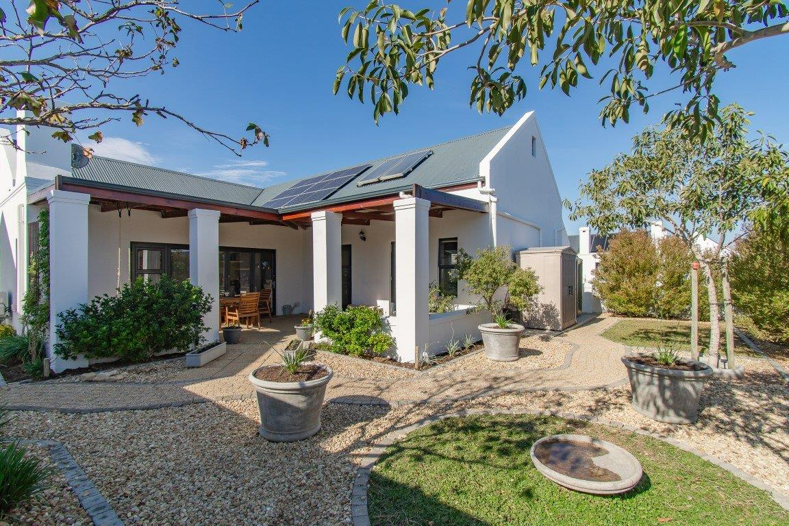 3 Bedroom House for sale in Croydon Olive Estate Waterloo Lane 12