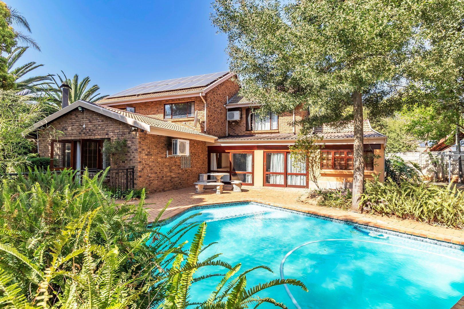 Commercial property for sale in Halfway House P24111659501