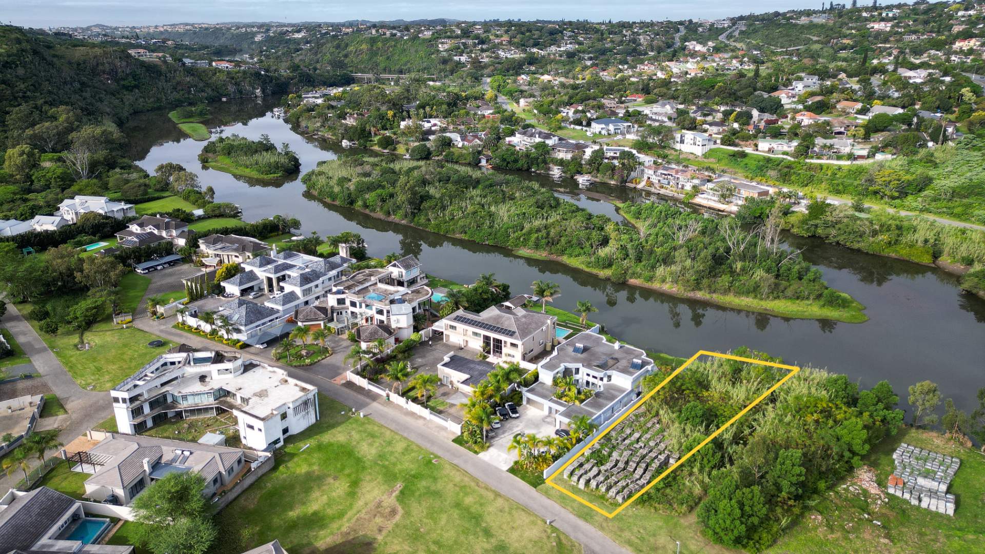 Abbotsford, East London Property Property and houses for sale in