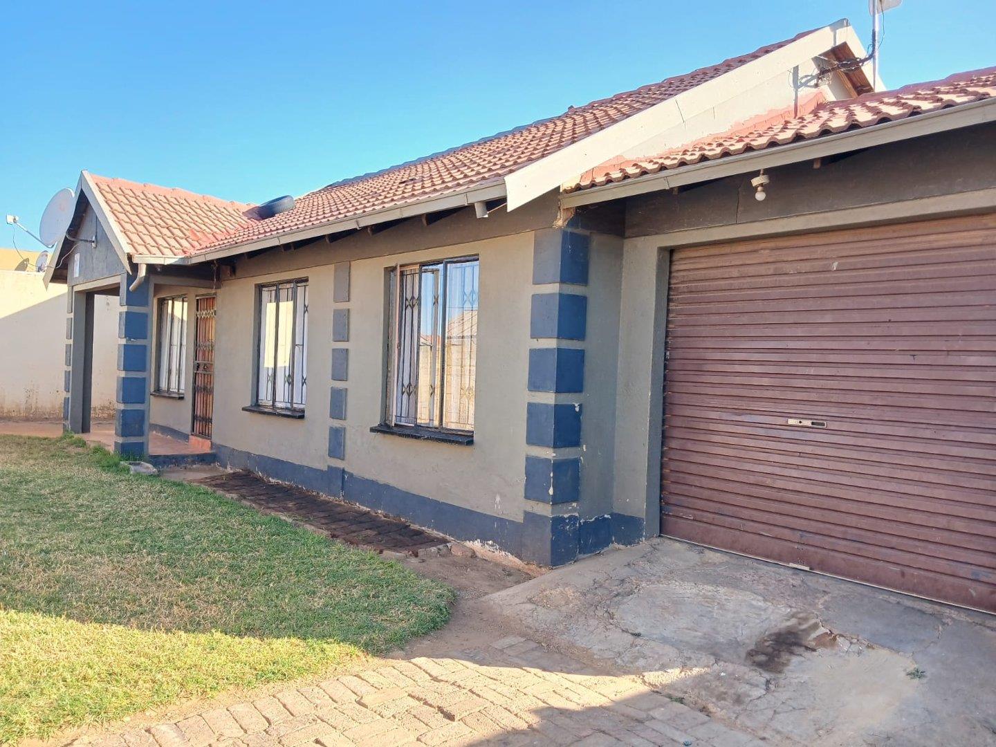 Leachville Ext 3 Property Property and houses for sale in Leachville