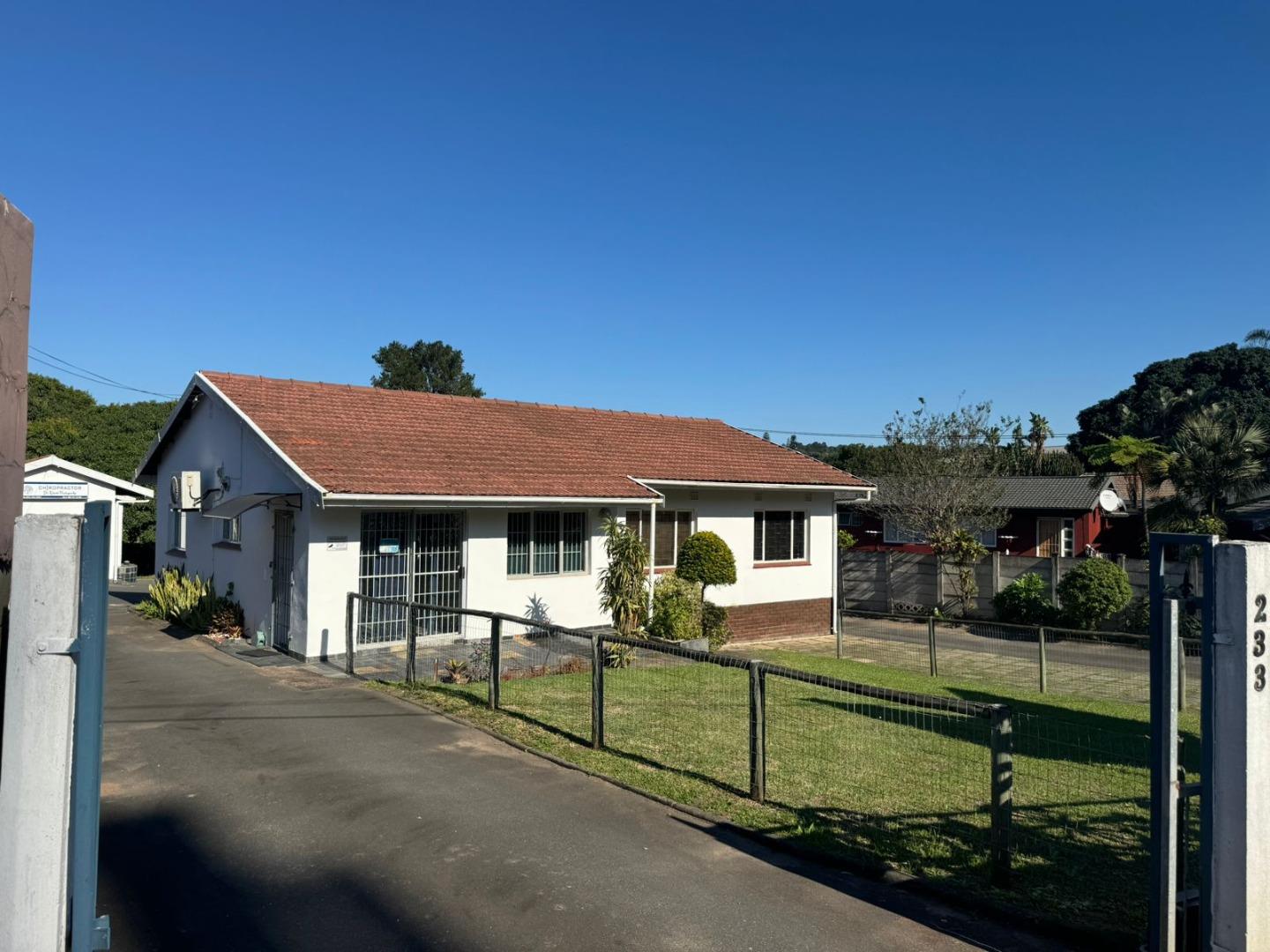 Property and houses to rent in Queensburgh Queensburgh Property