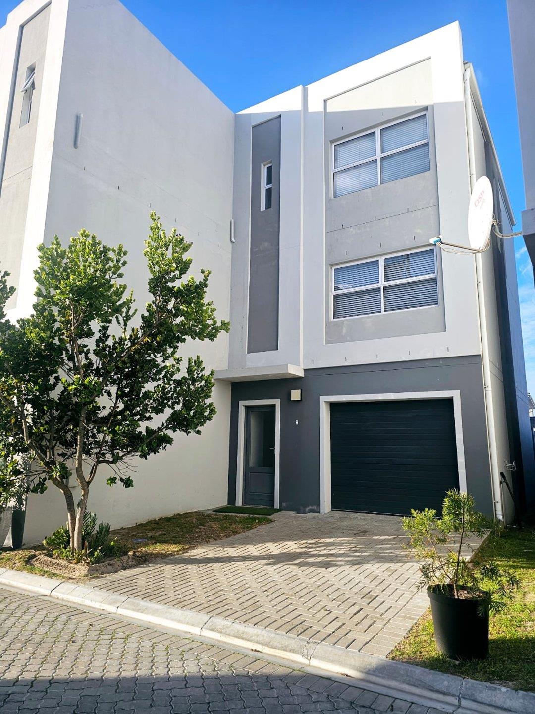 Parklands North Property Apartments / flats to rent in Parklands