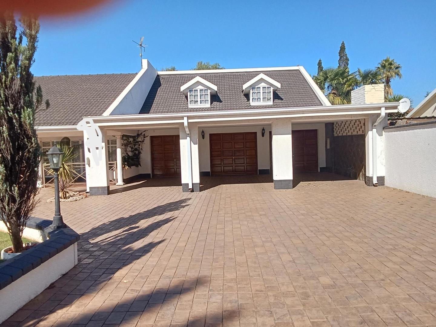 5 Bedroom House for sale in Arcon Park P24114459711