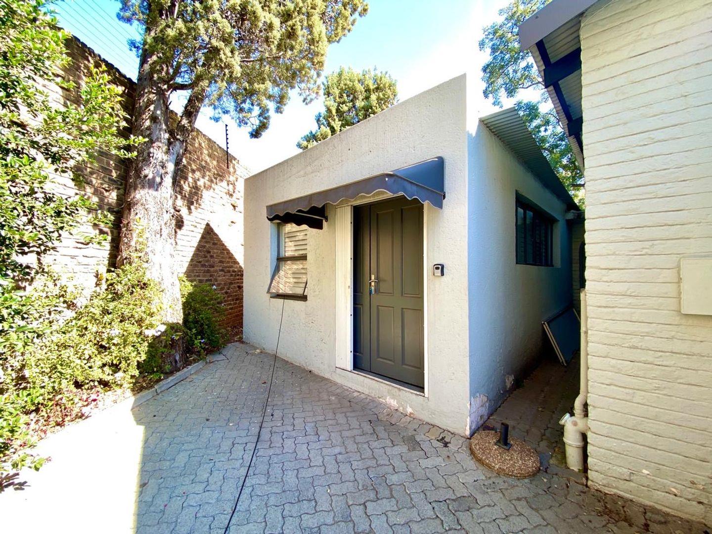 Commercial property to rent in Blairgowrie P24114450864