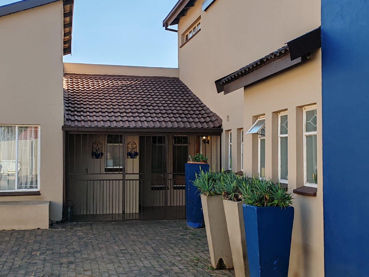 Houses for sale in Roodepoort Roodepoort Property