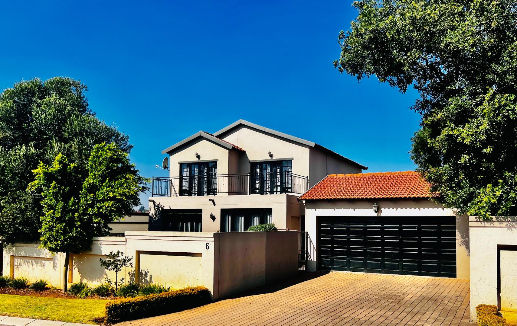 4 Bedroom House for sale in Summerset P24114462247