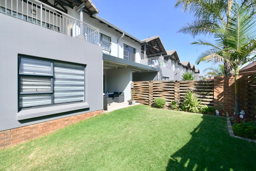 3 Bedroom Townhouse for sale in Gleneagles P24114463406