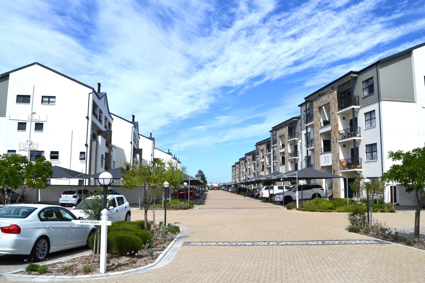 2 Bedroom Apartment / flat for sale in Sandown Fynbos P24114463686